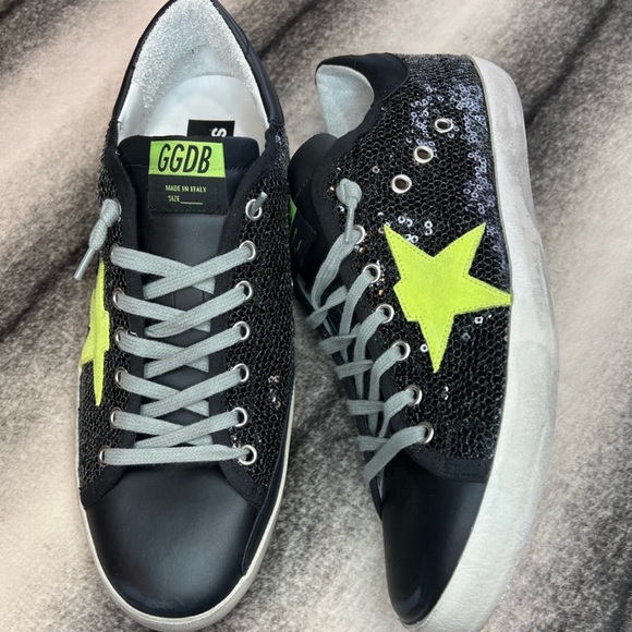 Golden Goose Superstar Sequin Star Leather Heel Black Yellow Fluo Sneakers - Picture 1 of 16